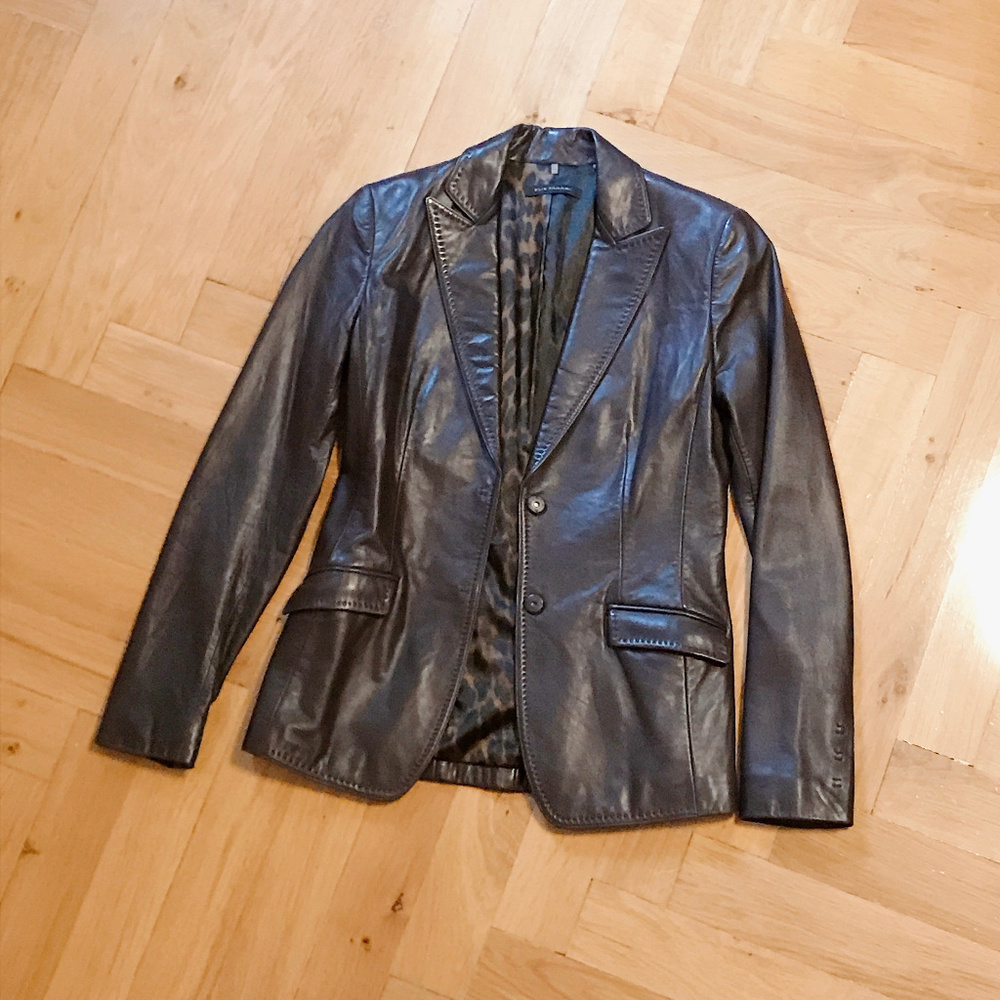 ELIE TAHARI Blazer-Cut 100% Leather Jacket